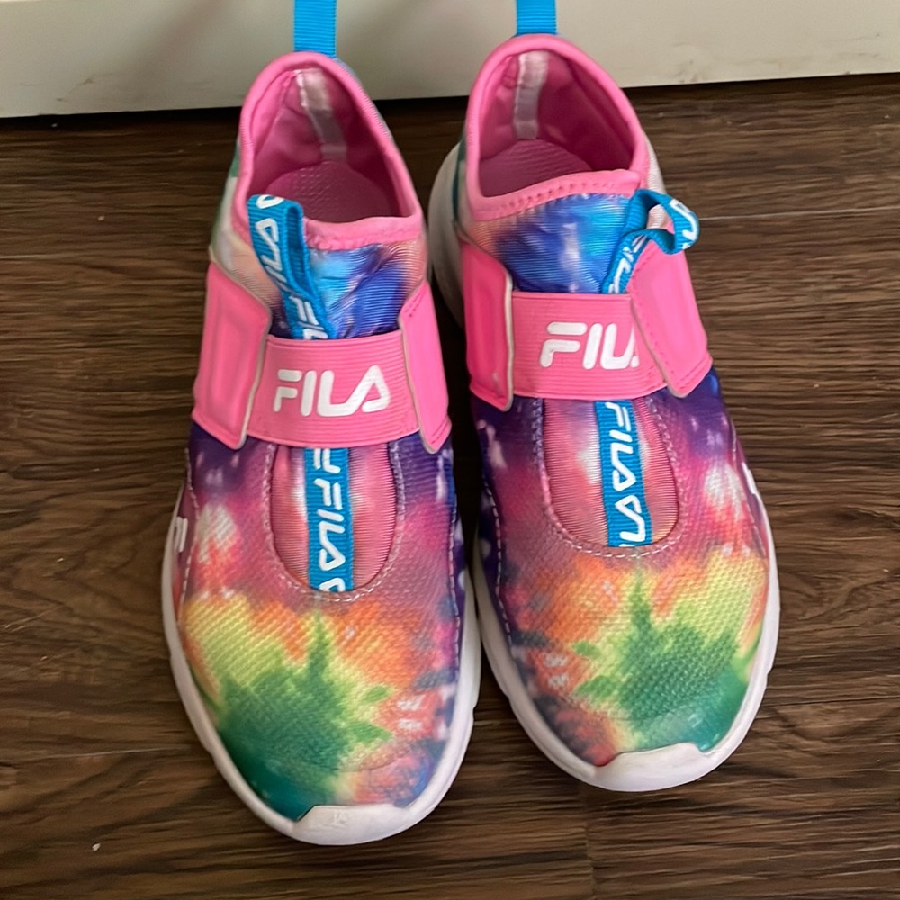 Girls running shoes